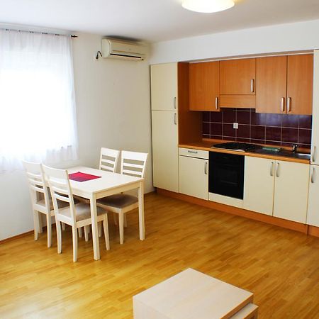 Bokun Apartments III Sisak Exterior foto